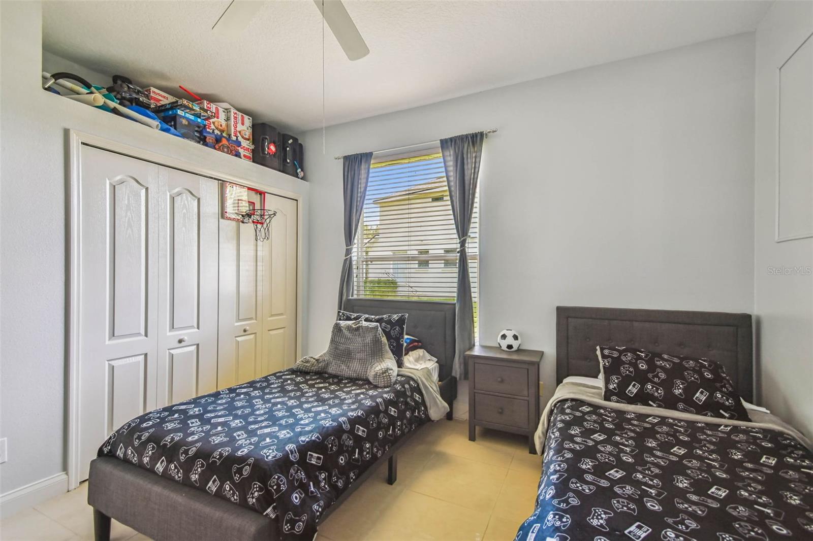 Image 24 of 54 For 10526 Greencrest Drive