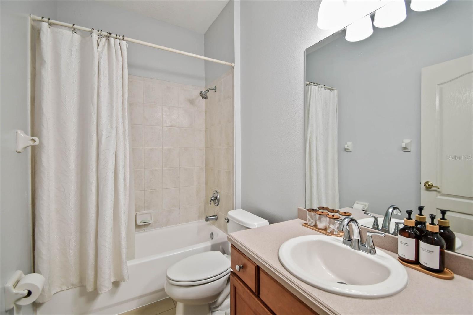 Image 31 of 54 For 10526 Greencrest Drive