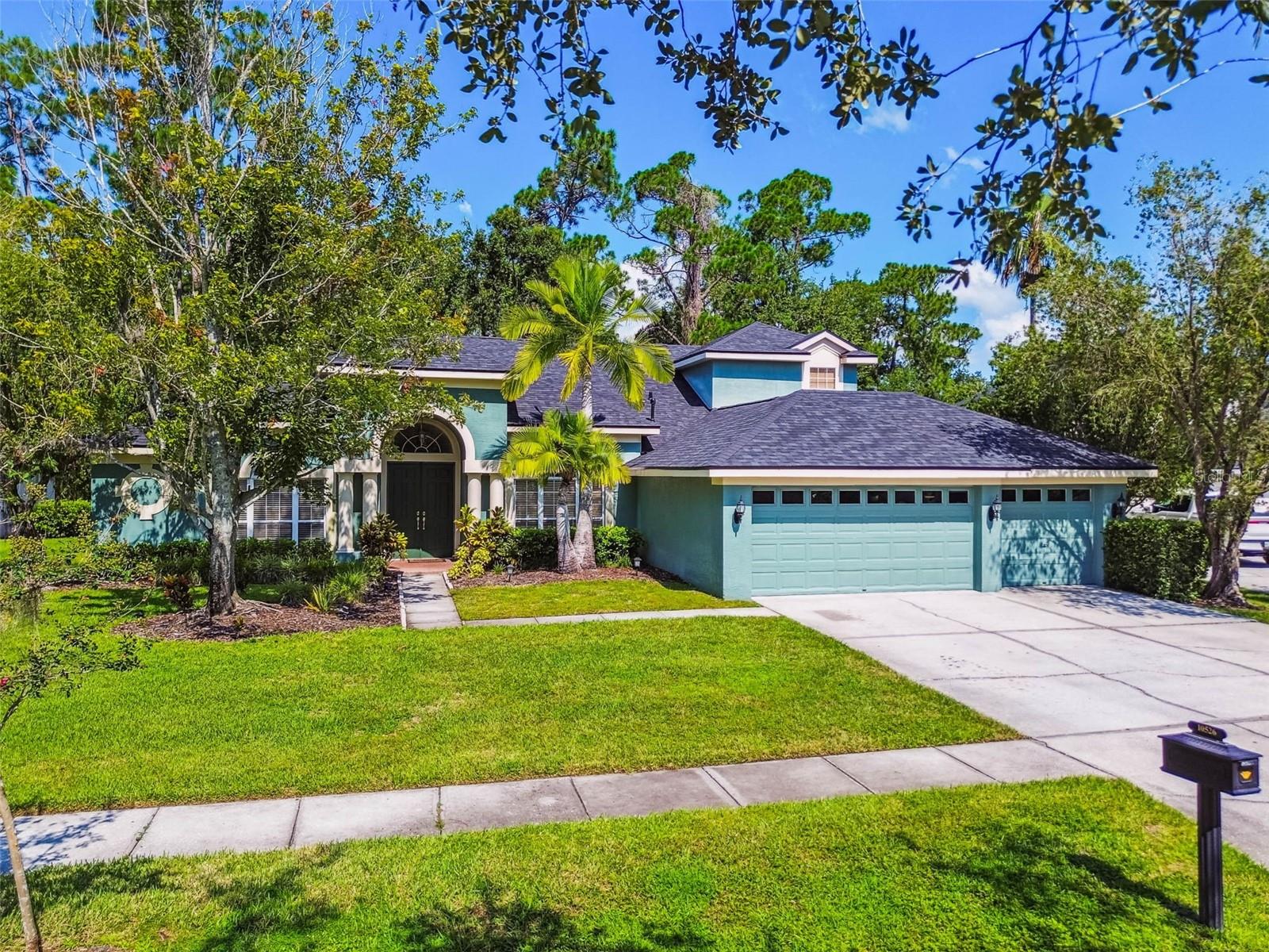 Image 40 of 54 For 10526 Greencrest Drive