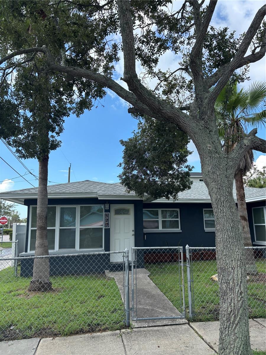 Image 2 of 20 For 420 15th Avenue S