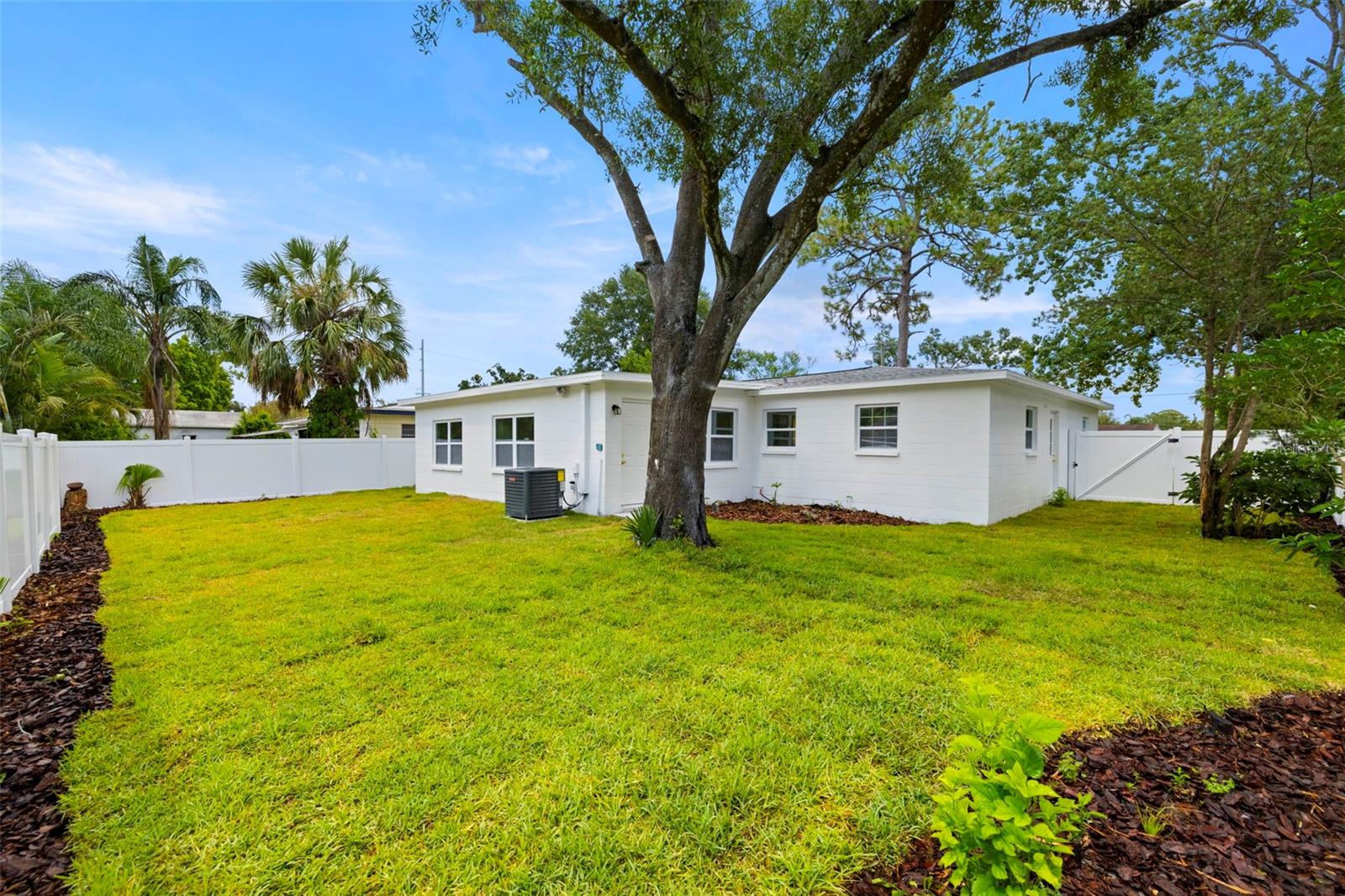 Image 39 of 41 For 11722 Edison Avenue