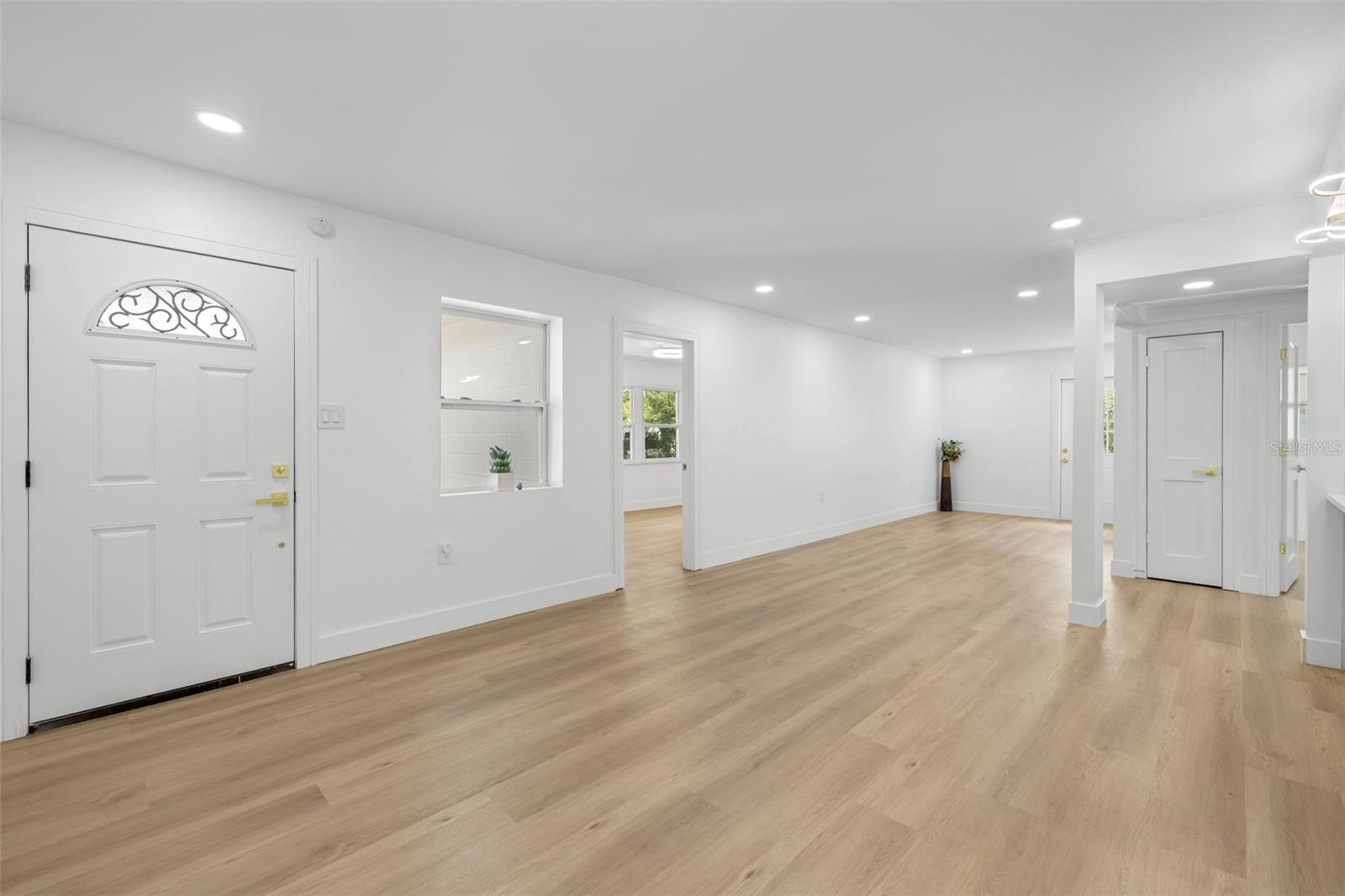Image 6 of 41 For 11722 Edison Avenue