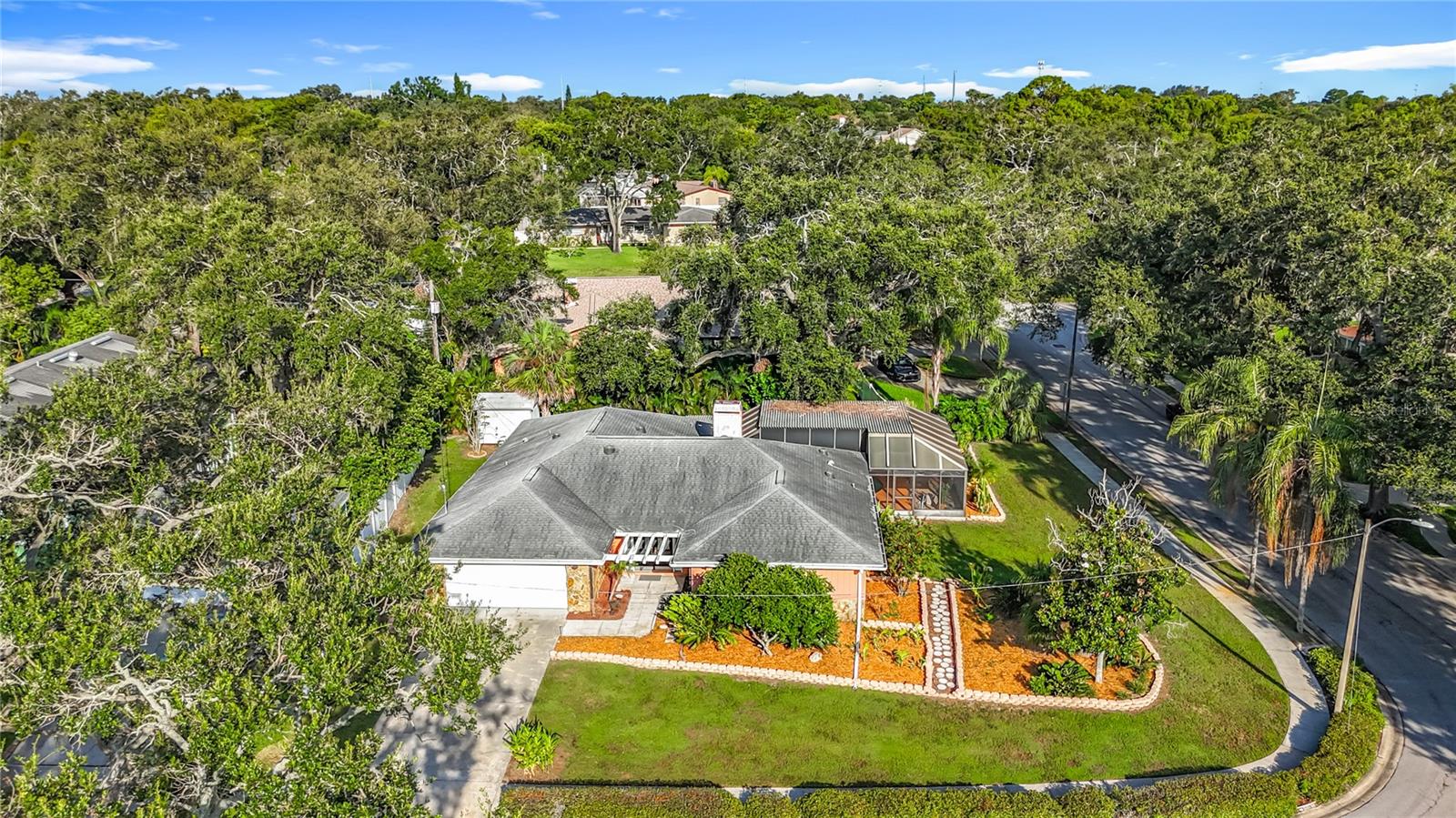 Details for 950 College Hill Drive, CLEARWATER, FL 33765