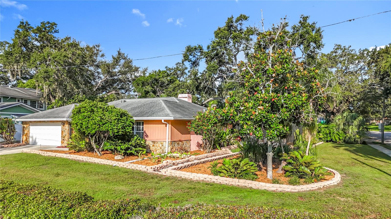 Image 2 of 67 For 950 College Hill Drive