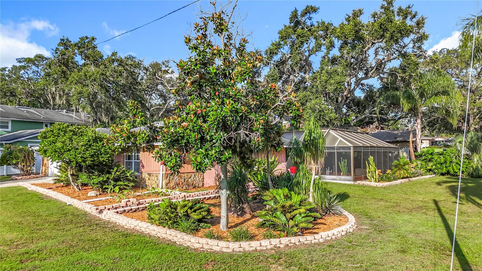 Image 63 of 67 For 950 College Hill Drive