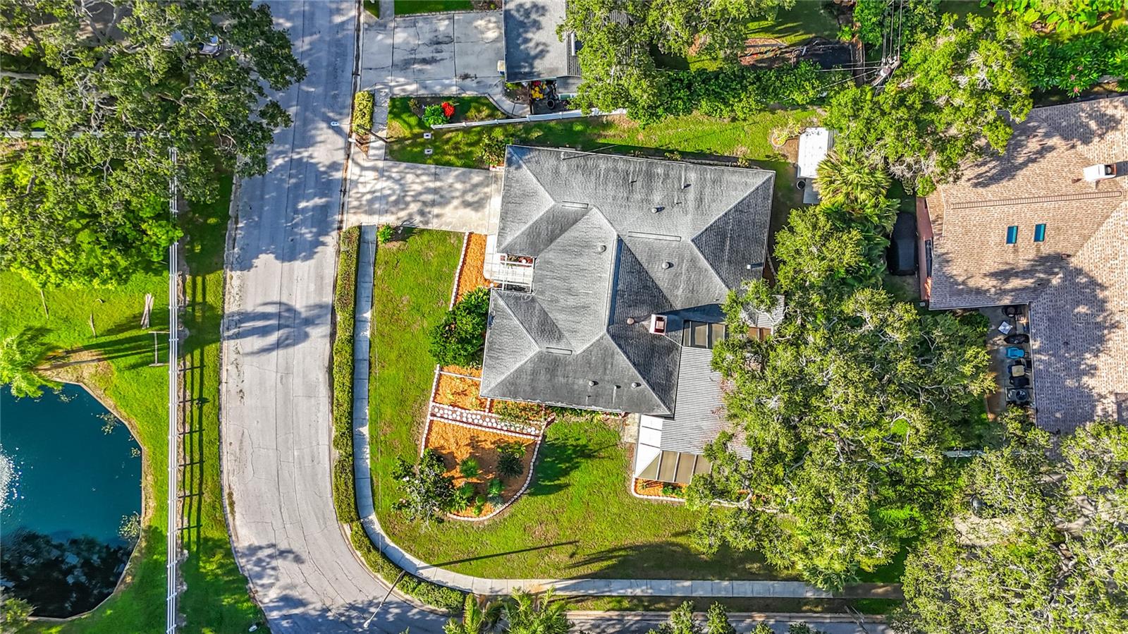 Image 64 of 67 For 950 College Hill Drive