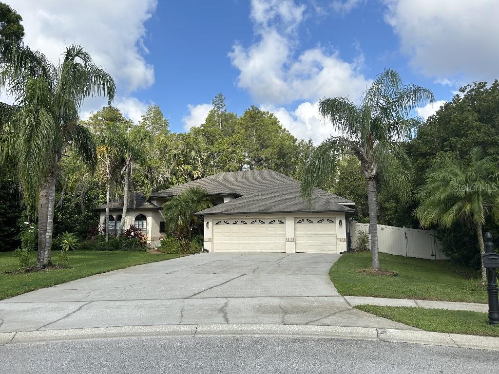 Details for 1012 Kingsborough Gardens Court, LUTZ, FL 33548
