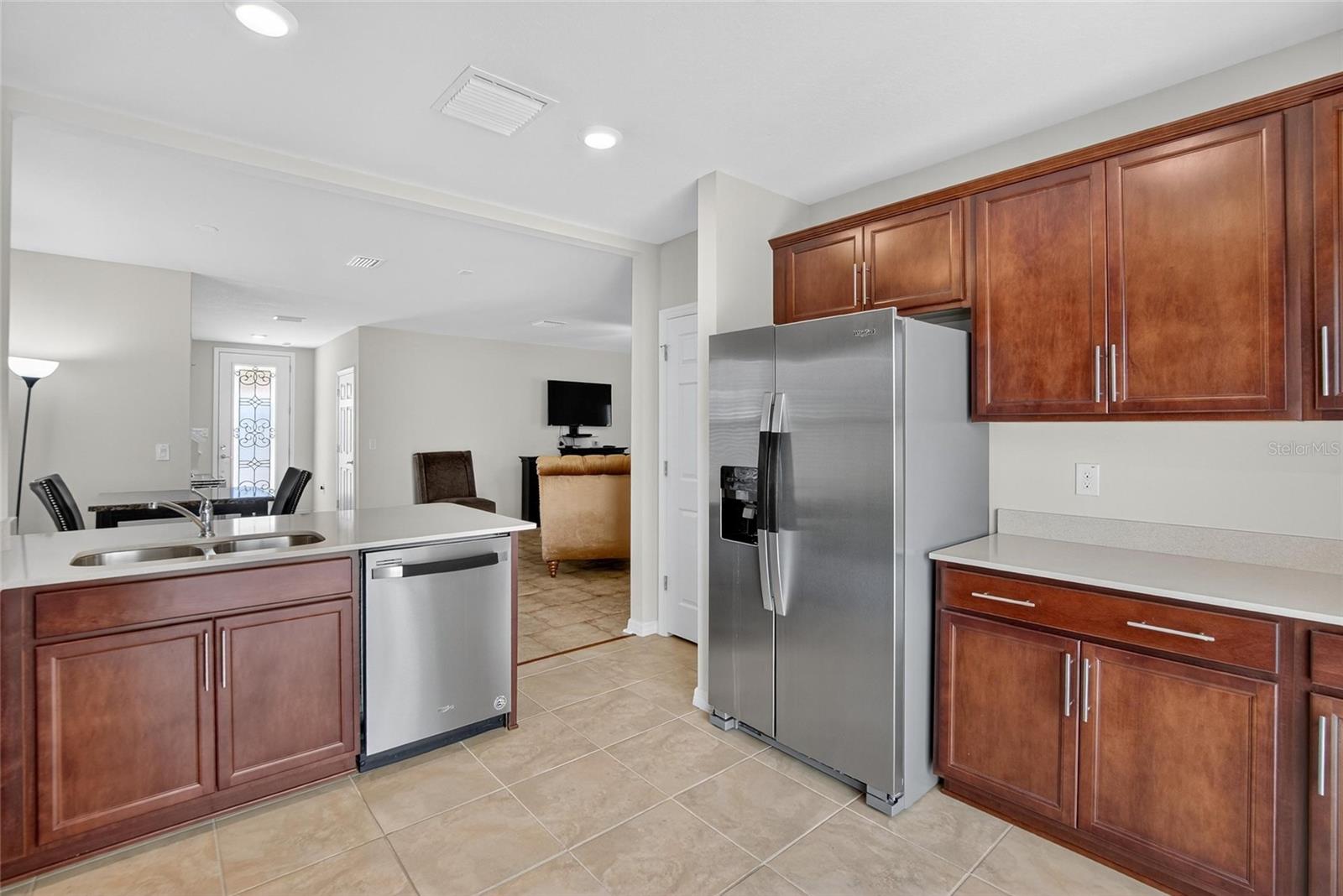 Image 13 of 51 For 6627 Ryestone Way