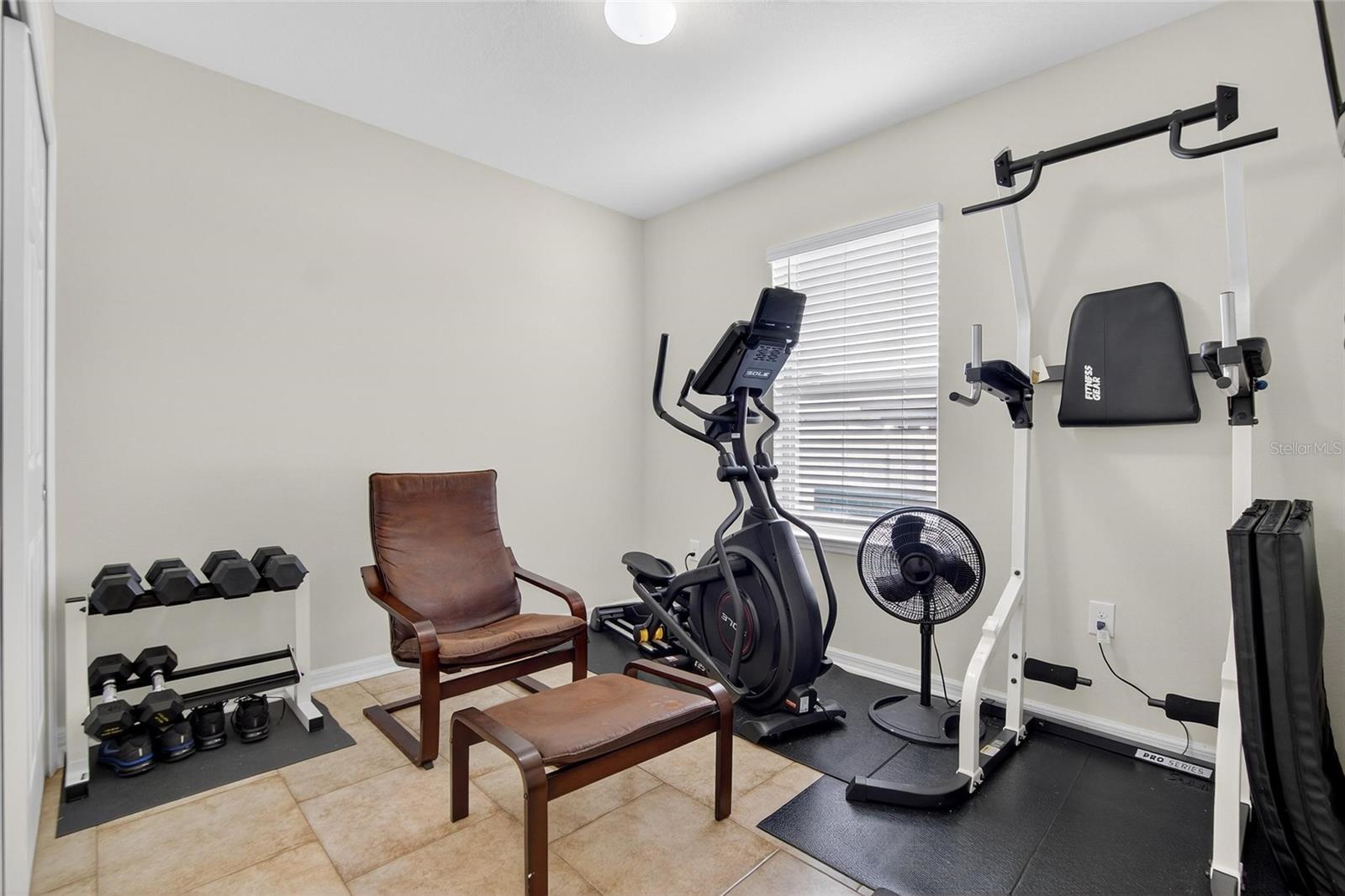Image 16 of 51 For 6627 Ryestone Way