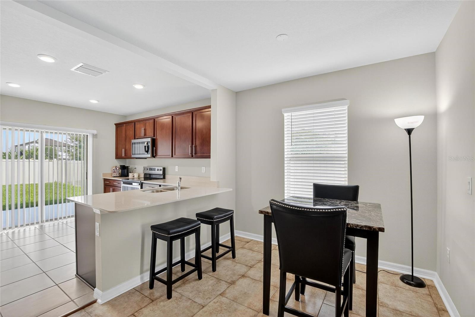 Image 9 of 51 For 6627 Ryestone Way