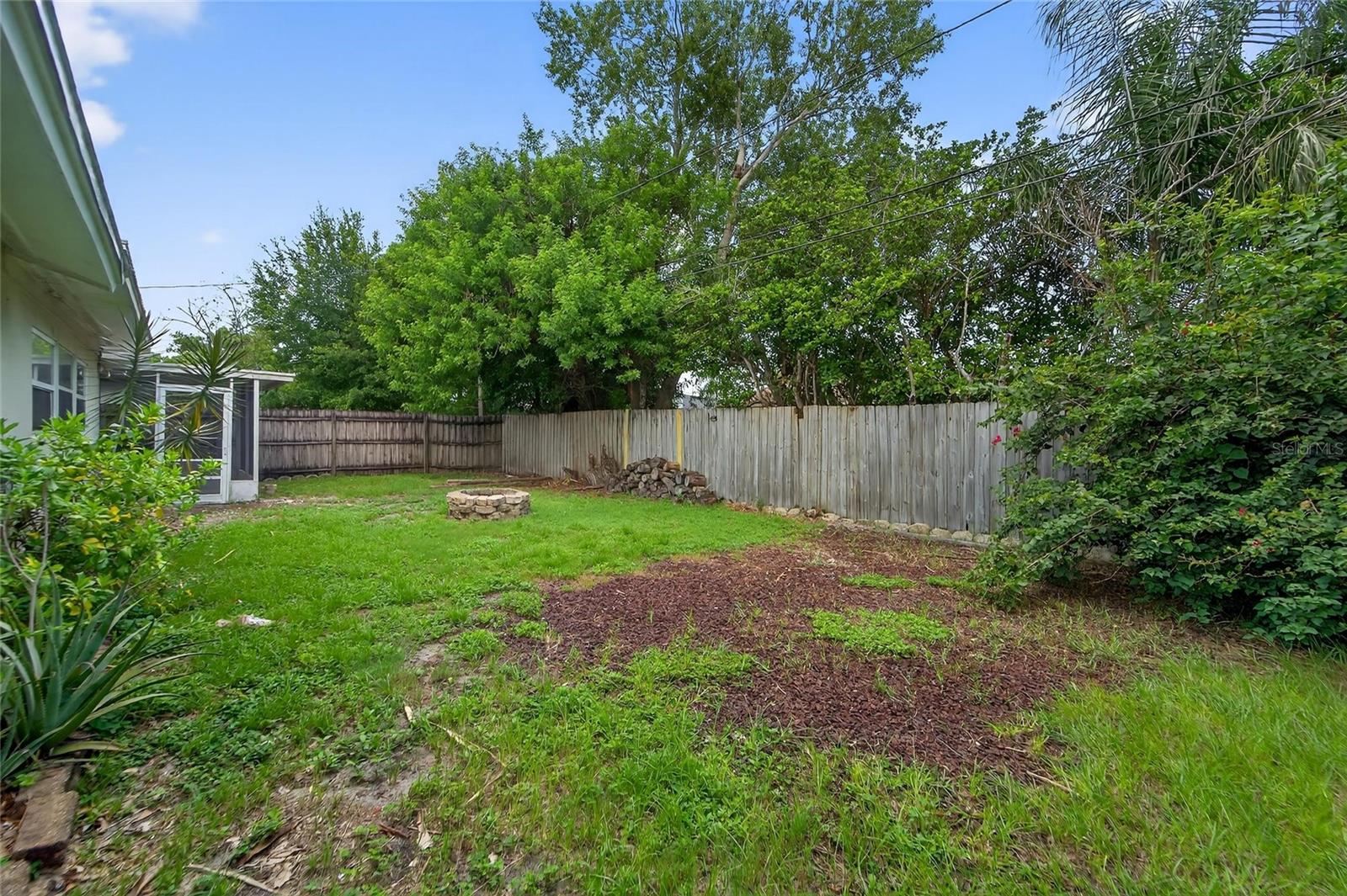 Image 33 of 42 For 2186 Greenbriar Boulevard
