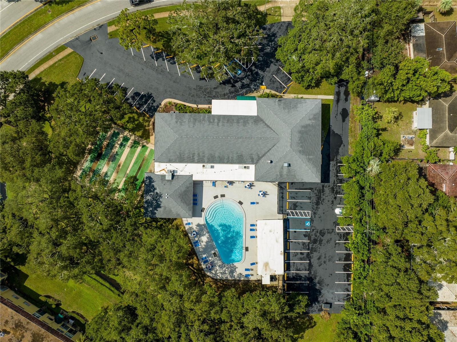 Image 40 of 42 For 2186 Greenbriar Boulevard