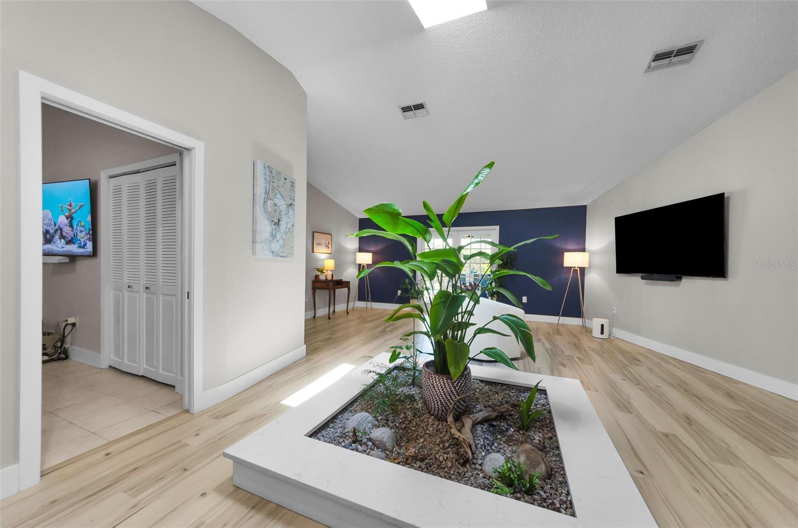 Image 10 of 63 For 2991 Tangerine Terrace