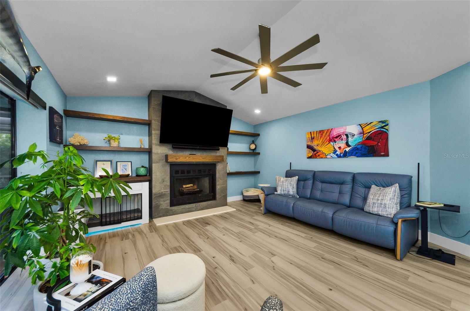 Image 33 of 63 For 2991 Tangerine Terrace