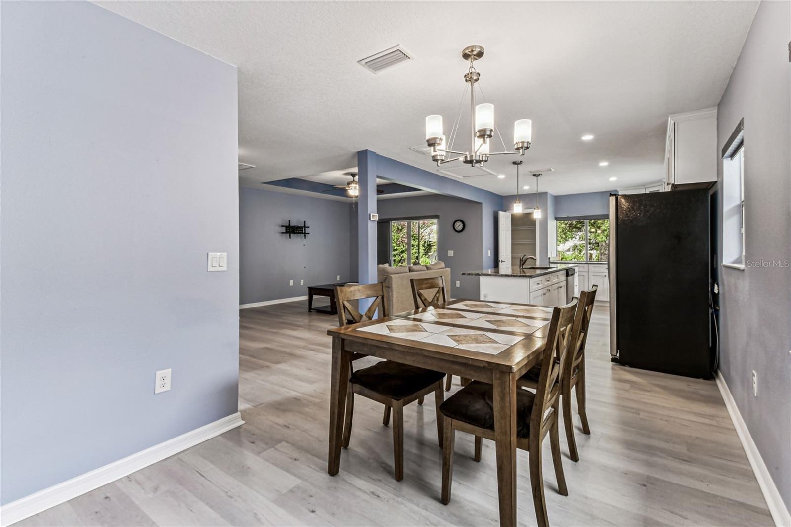 Image 19 of 42 For 7801 Highland Avenue