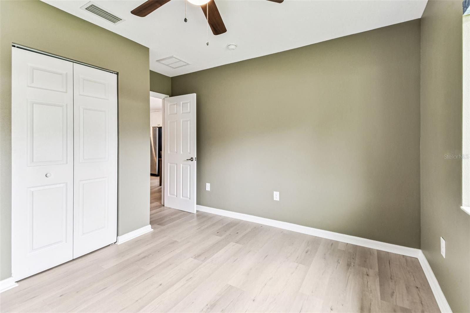 Image 32 of 42 For 7801 Highland Avenue