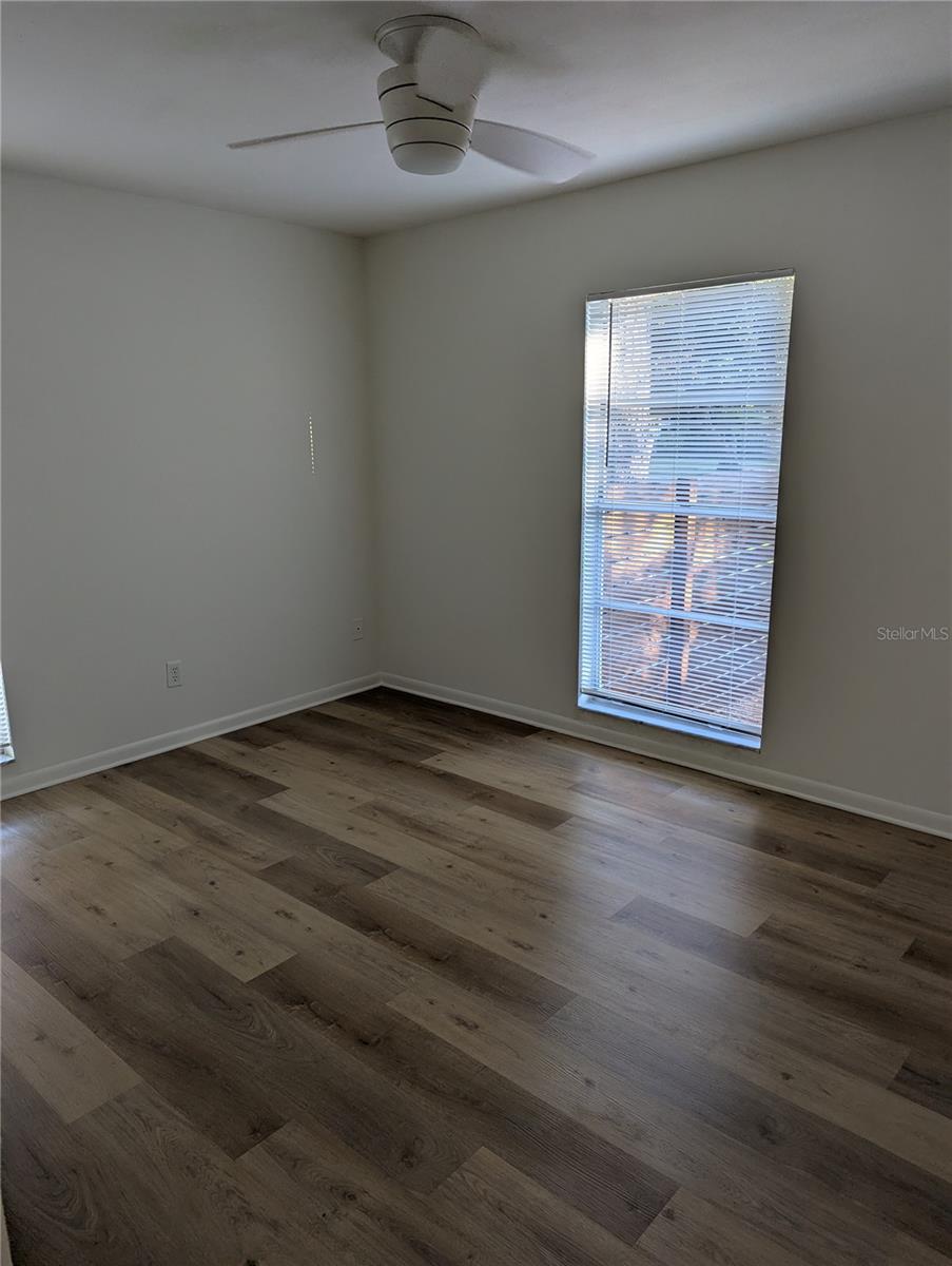 Image 10 of 29 For 230 48th Avenue N