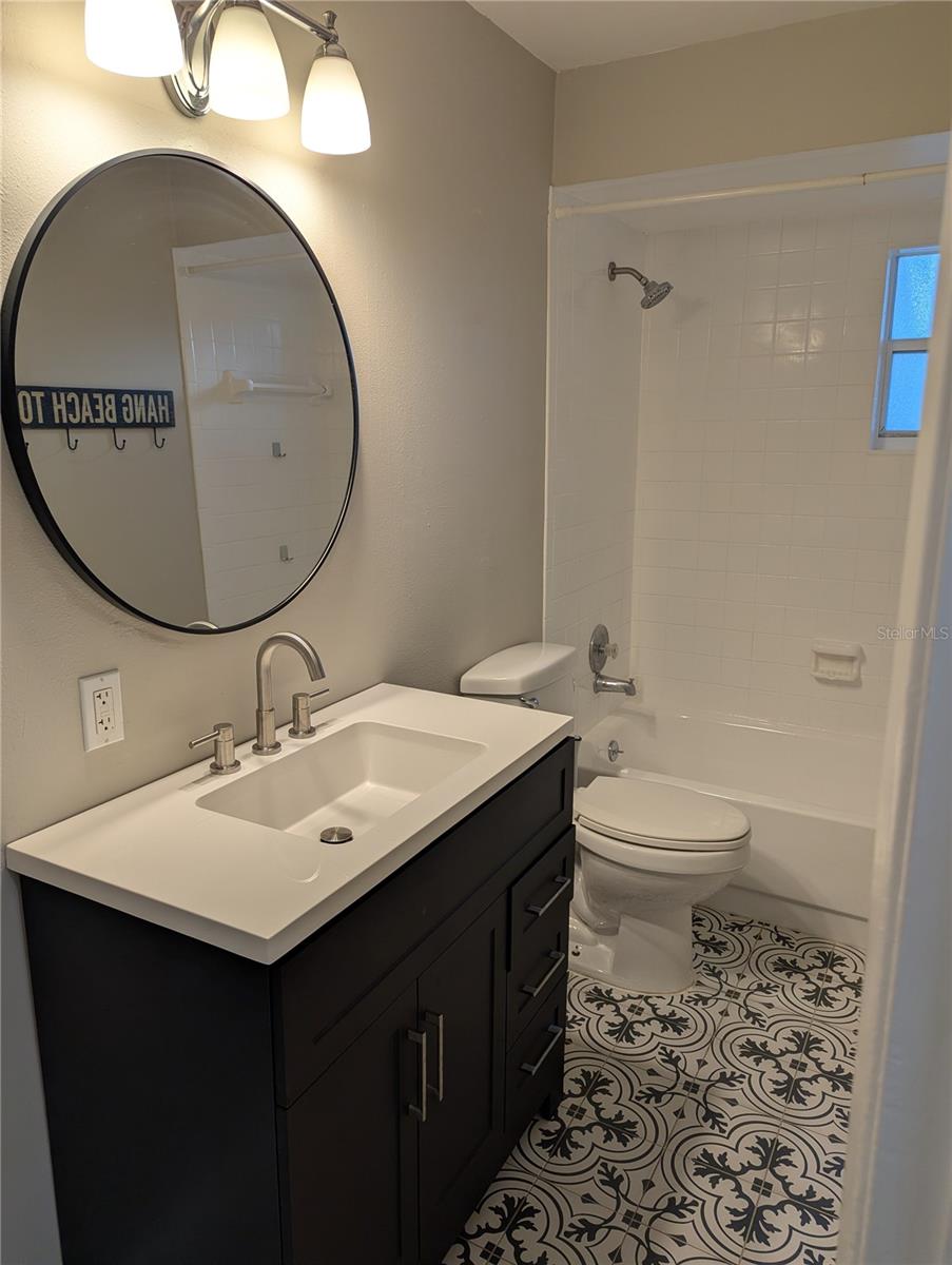Image 13 of 29 For 230 48th Avenue N