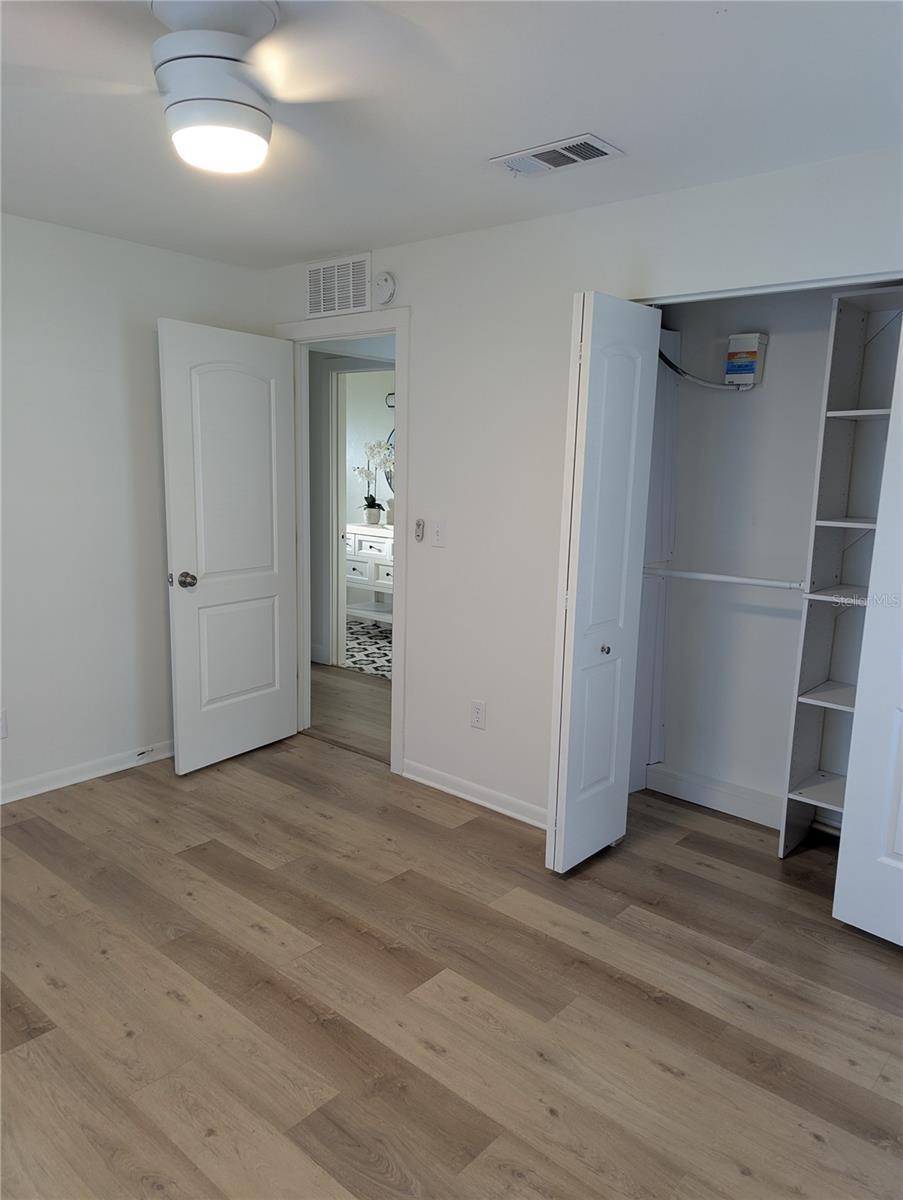 Image 23 of 29 For 230 48th Avenue N