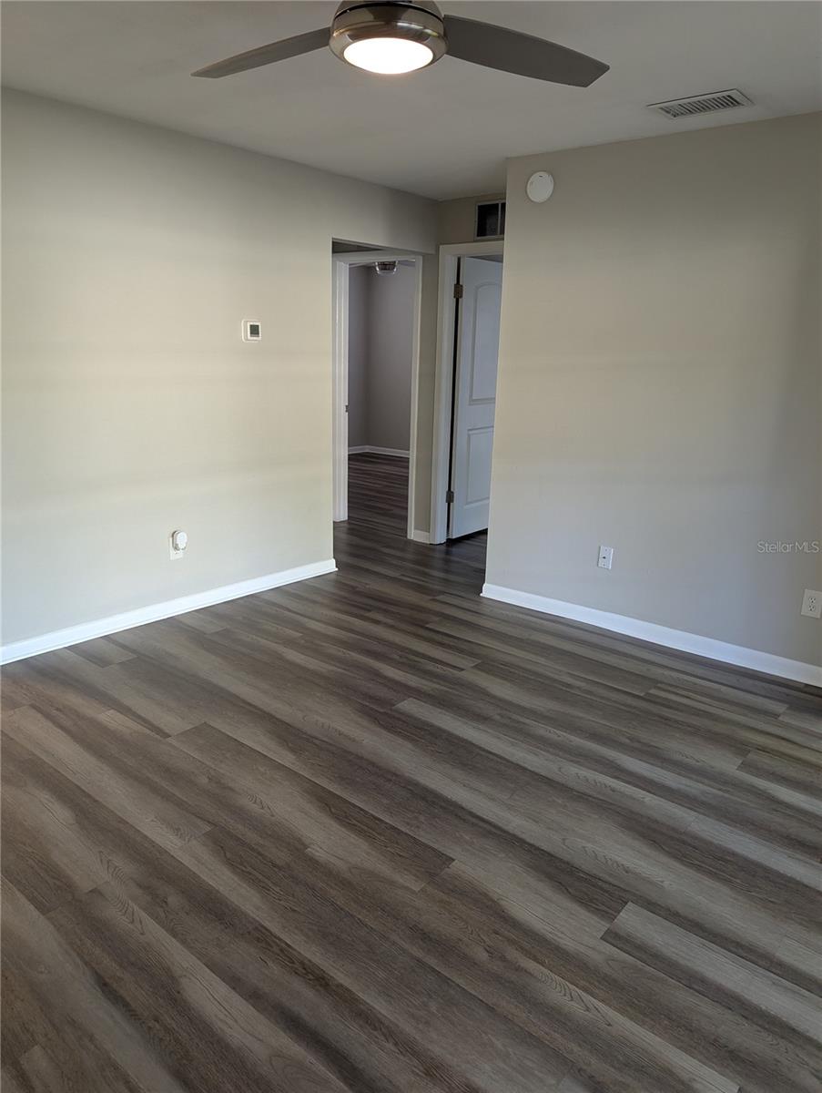 Image 7 of 29 For 230 48th Avenue N