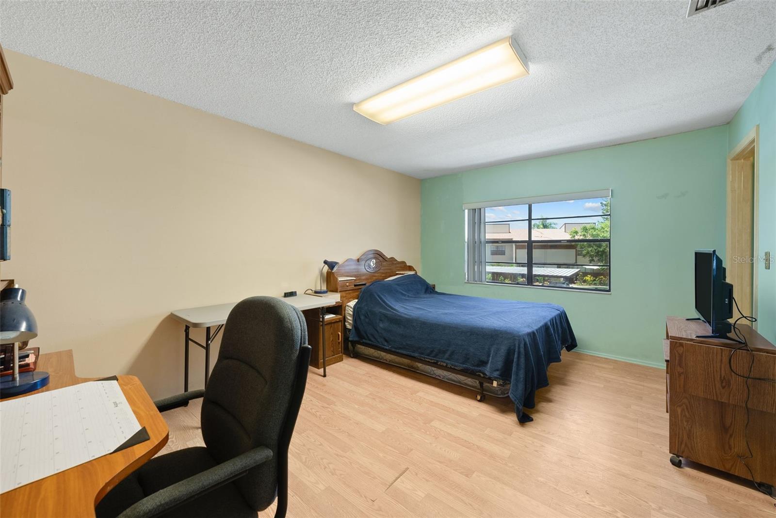 Image 18 of 80 For 9209 Seminole Boulevard 27