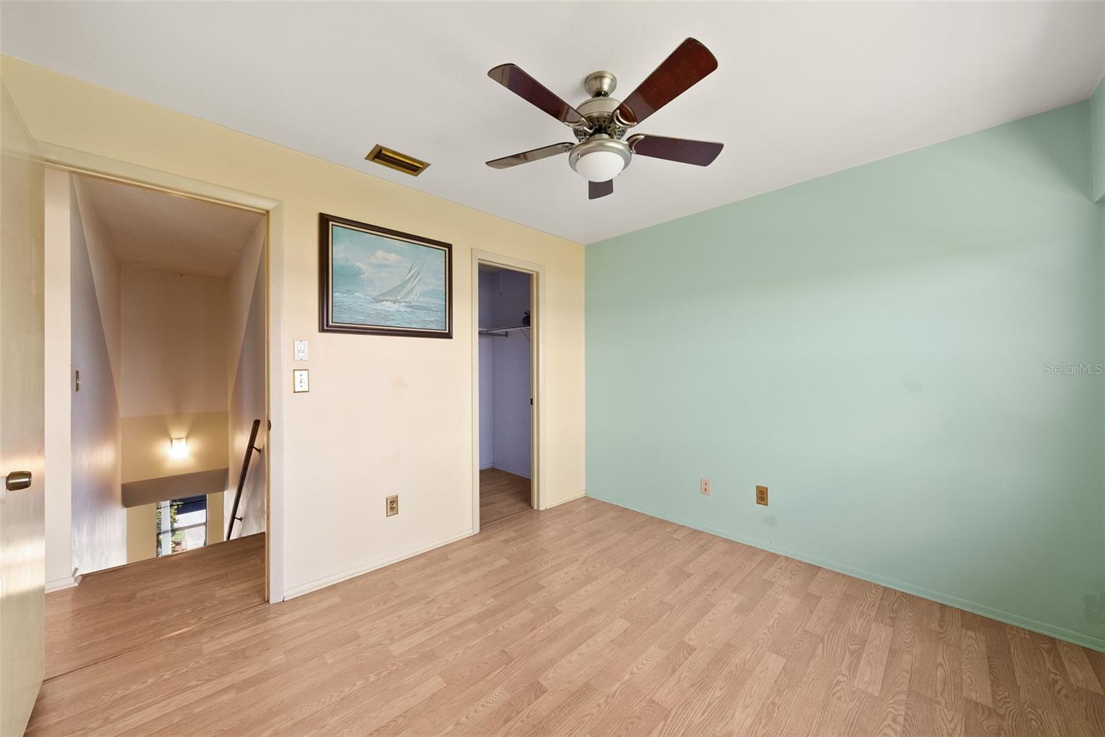 Image 30 of 80 For 9209 Seminole Boulevard 27