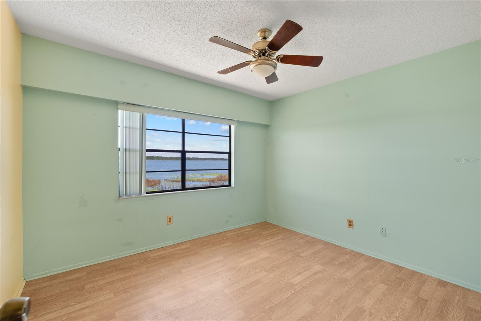 Image 31 of 80 For 9209 Seminole Boulevard 27