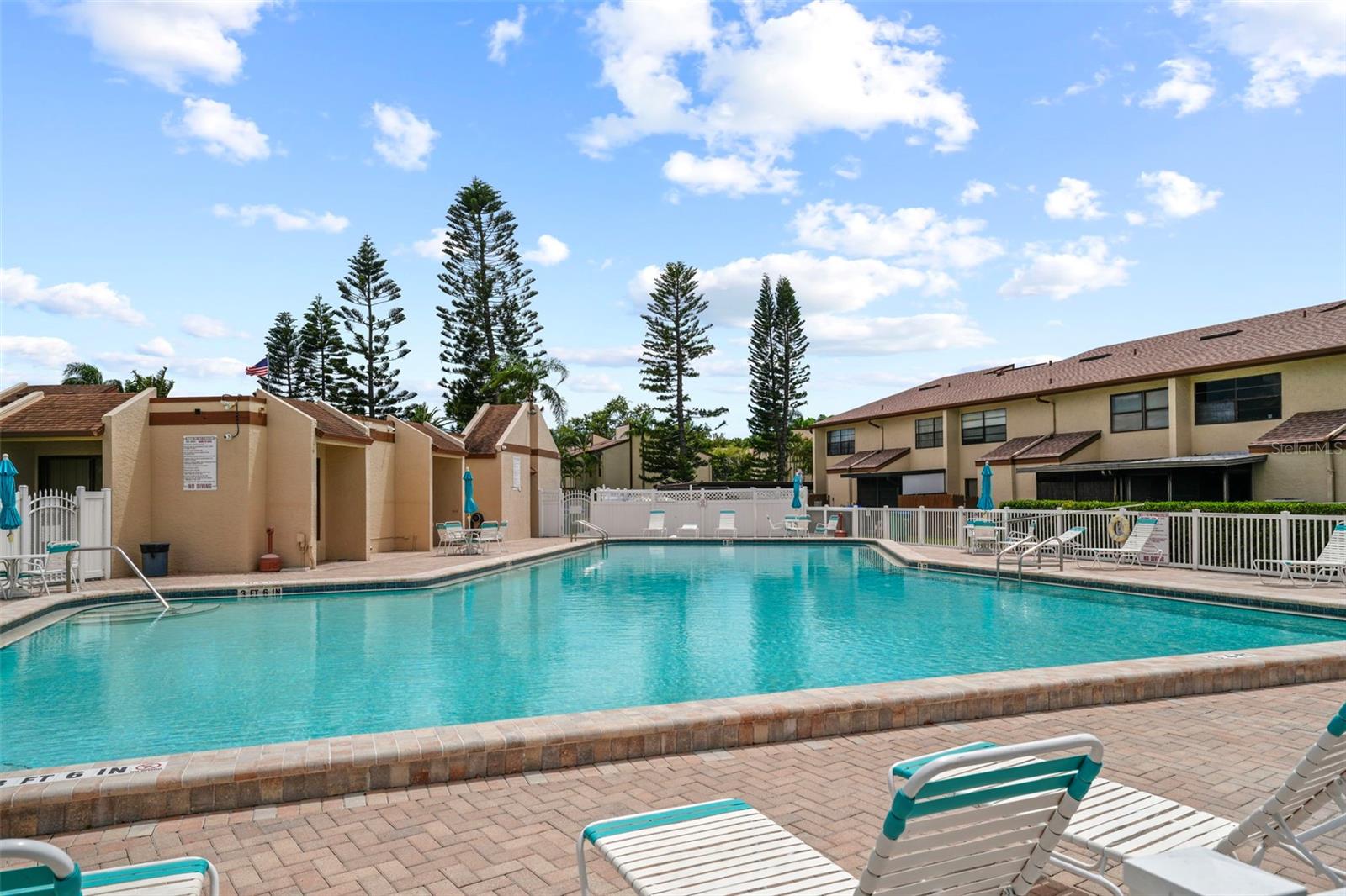 Image 63 of 80 For 9209 Seminole Boulevard 27