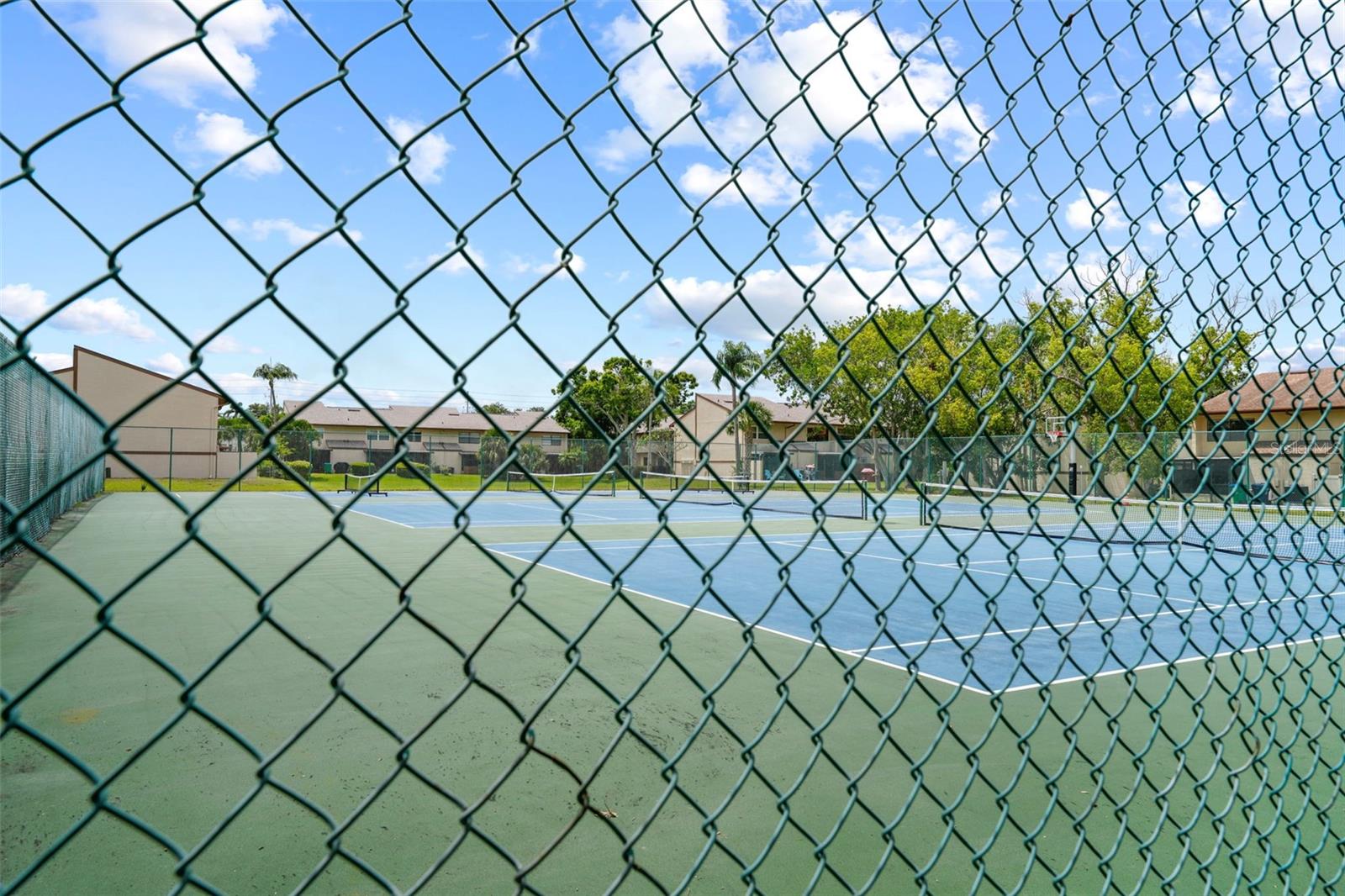 Image 66 of 80 For 9209 Seminole Boulevard 27