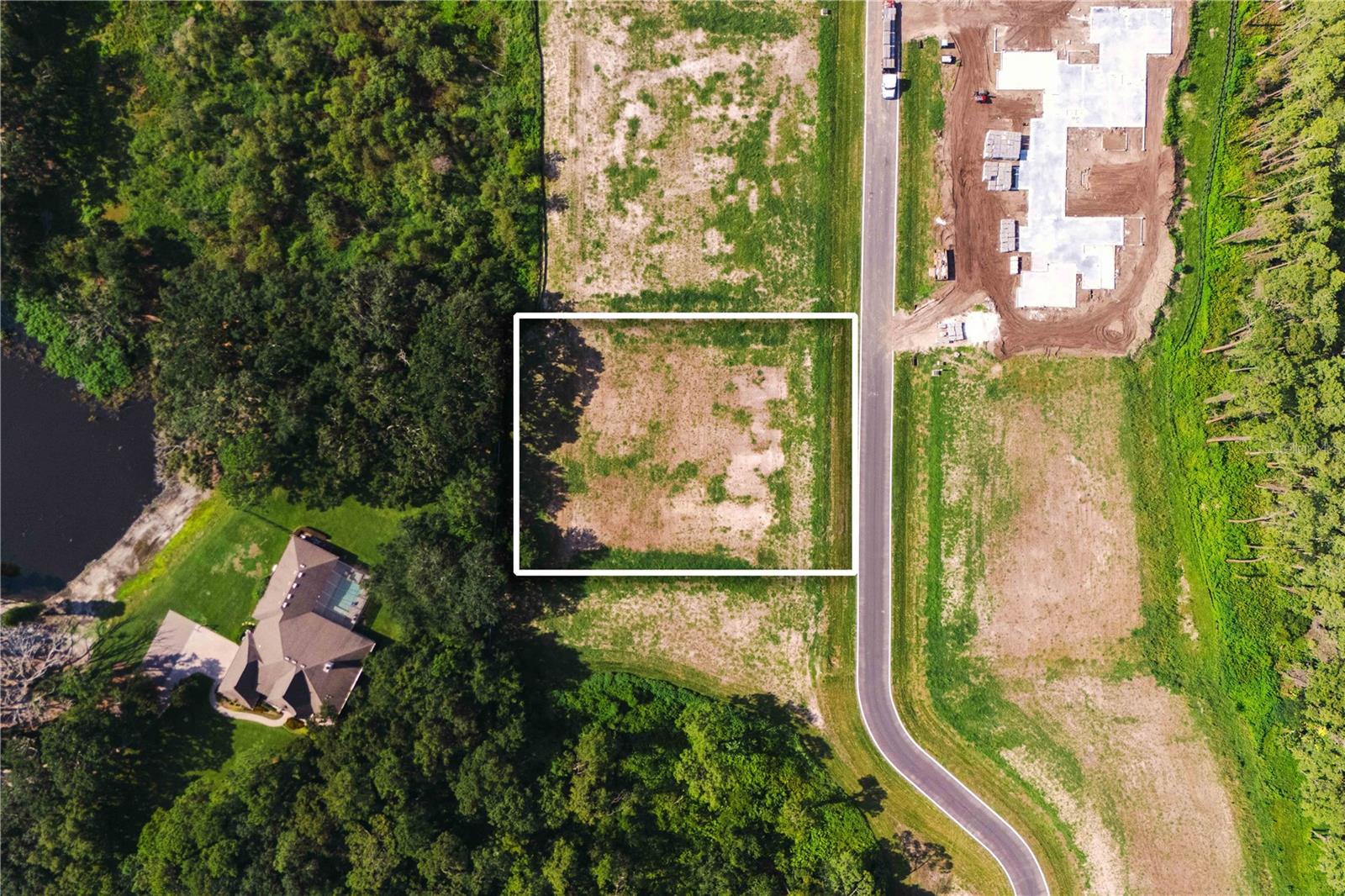 Image 9 of 11 For 19319 Dimple Drive