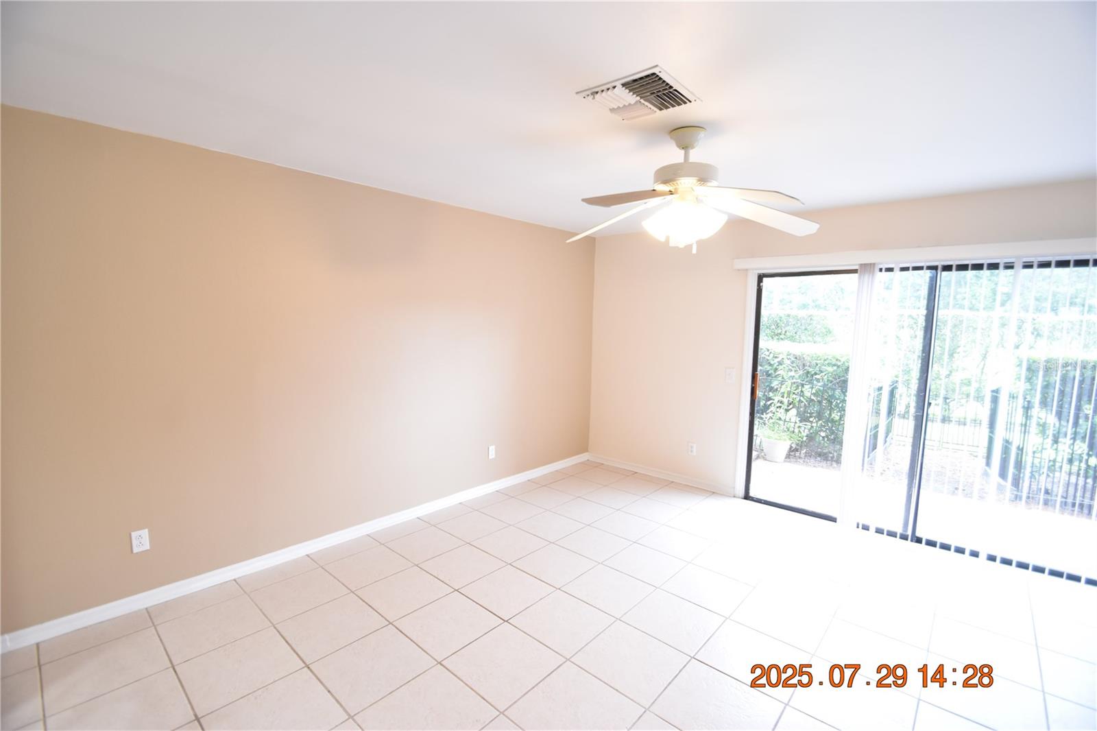 Listing photo id 15 for 16539 Lake Brigadoon Circle