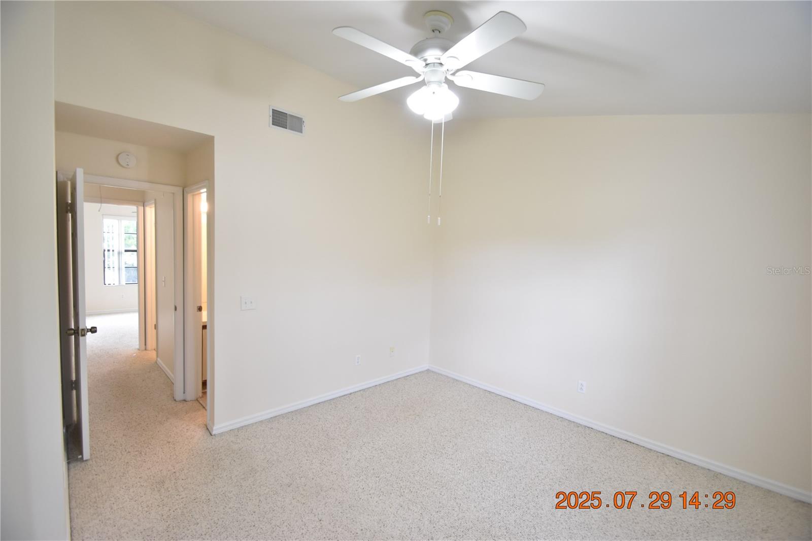 Listing photo id 24 for 16539 Lake Brigadoon Circle
