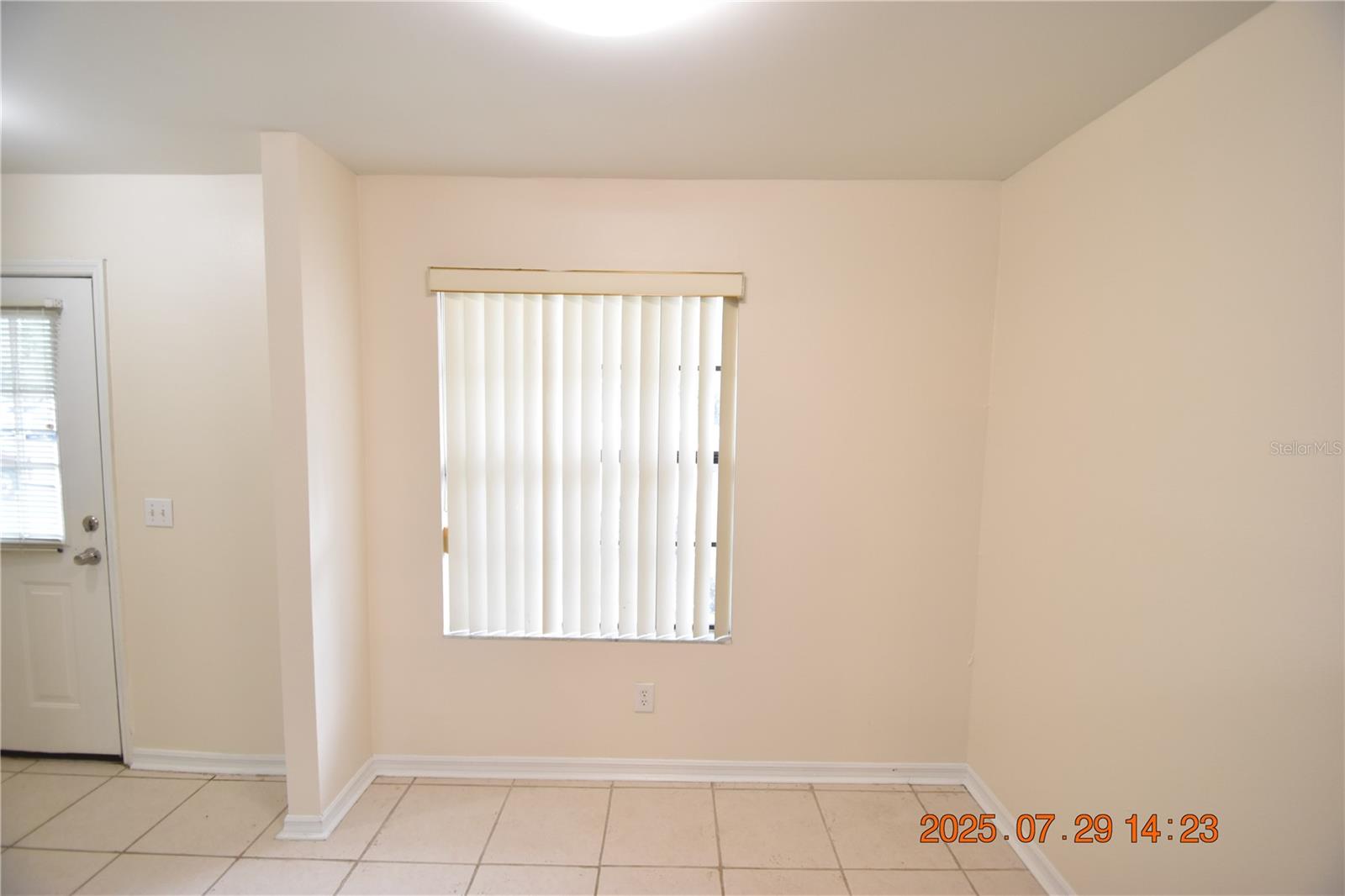 Listing photo id 7 for 16539 Lake Brigadoon Circle