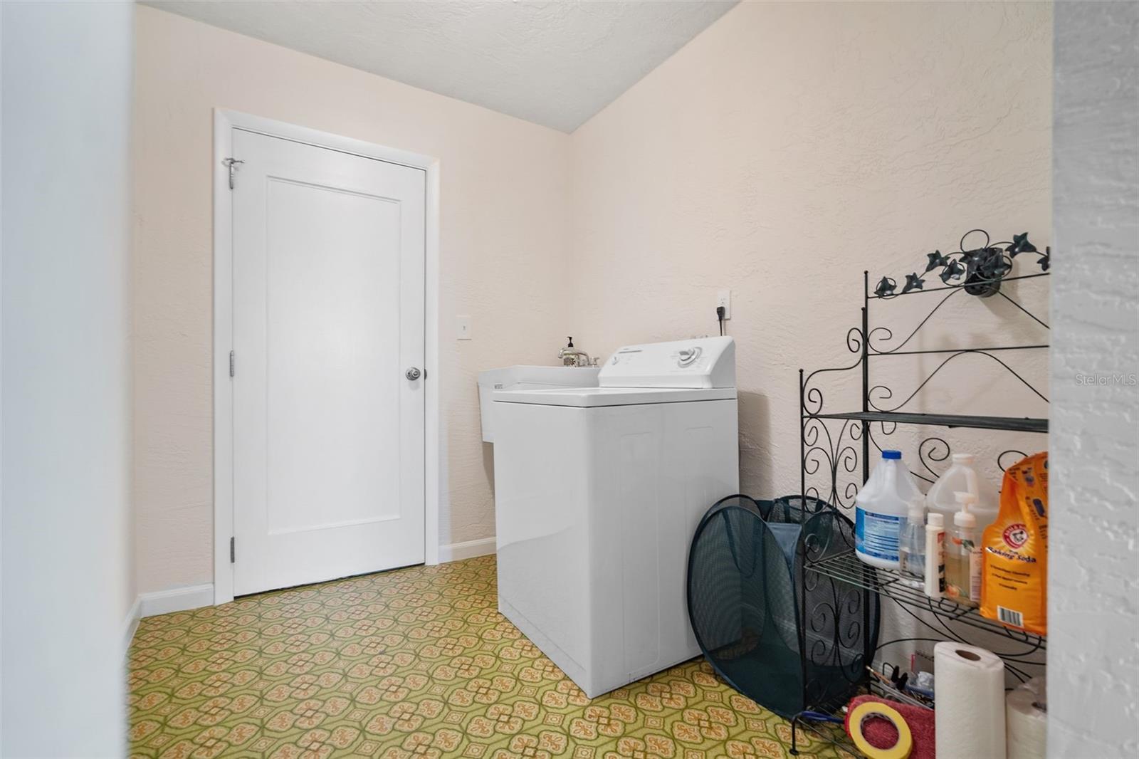 Image 14 of 32 For 6150 28th Street S