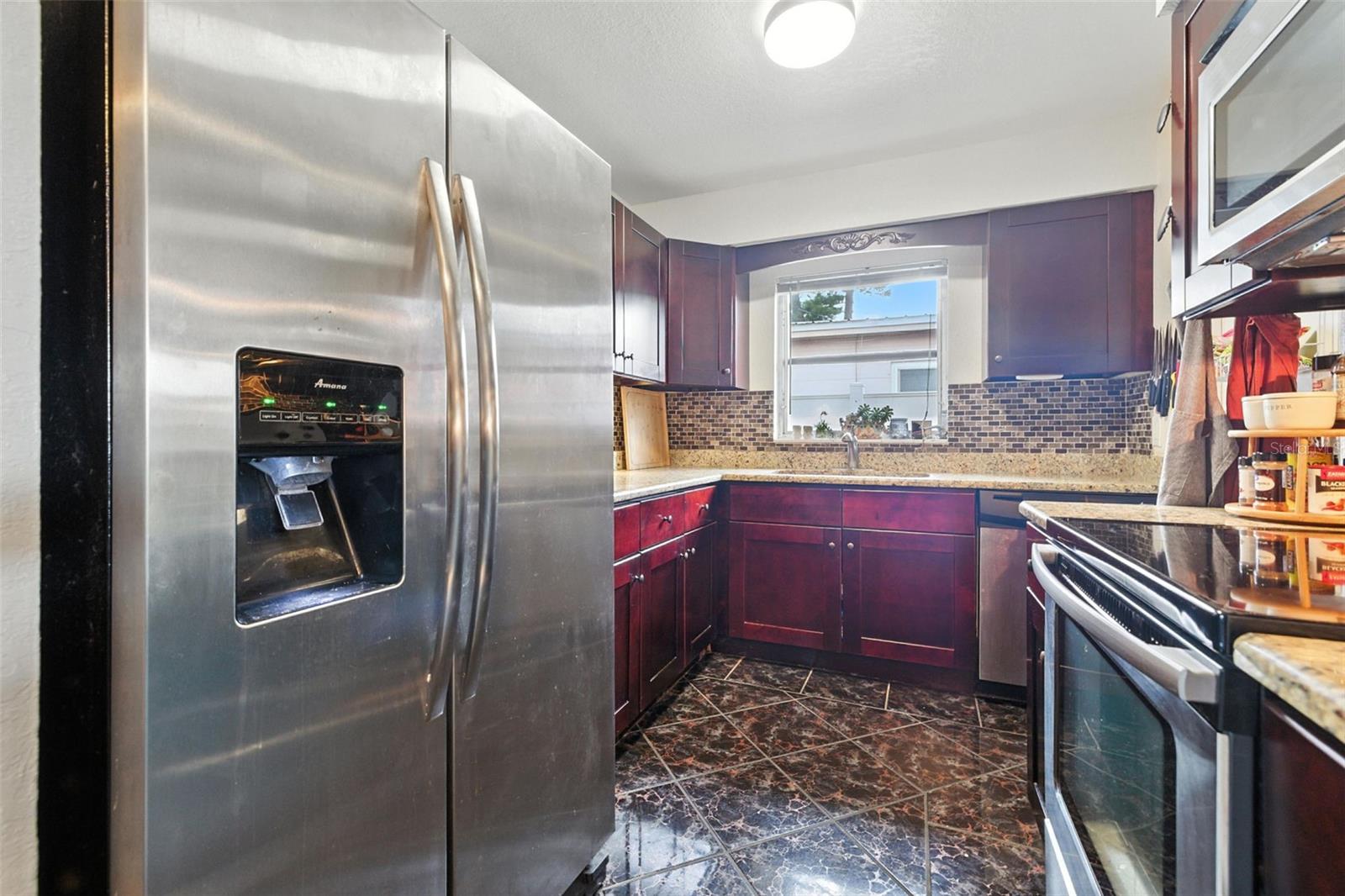 Image 8 of 19 For 5560 93rd Avenue N