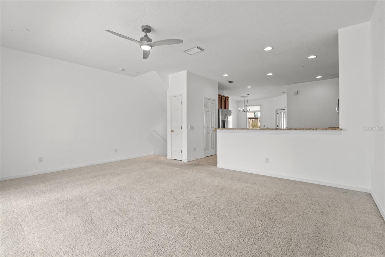 Image 12 of 45 For 1190 Venetian Harbor Drive Ne