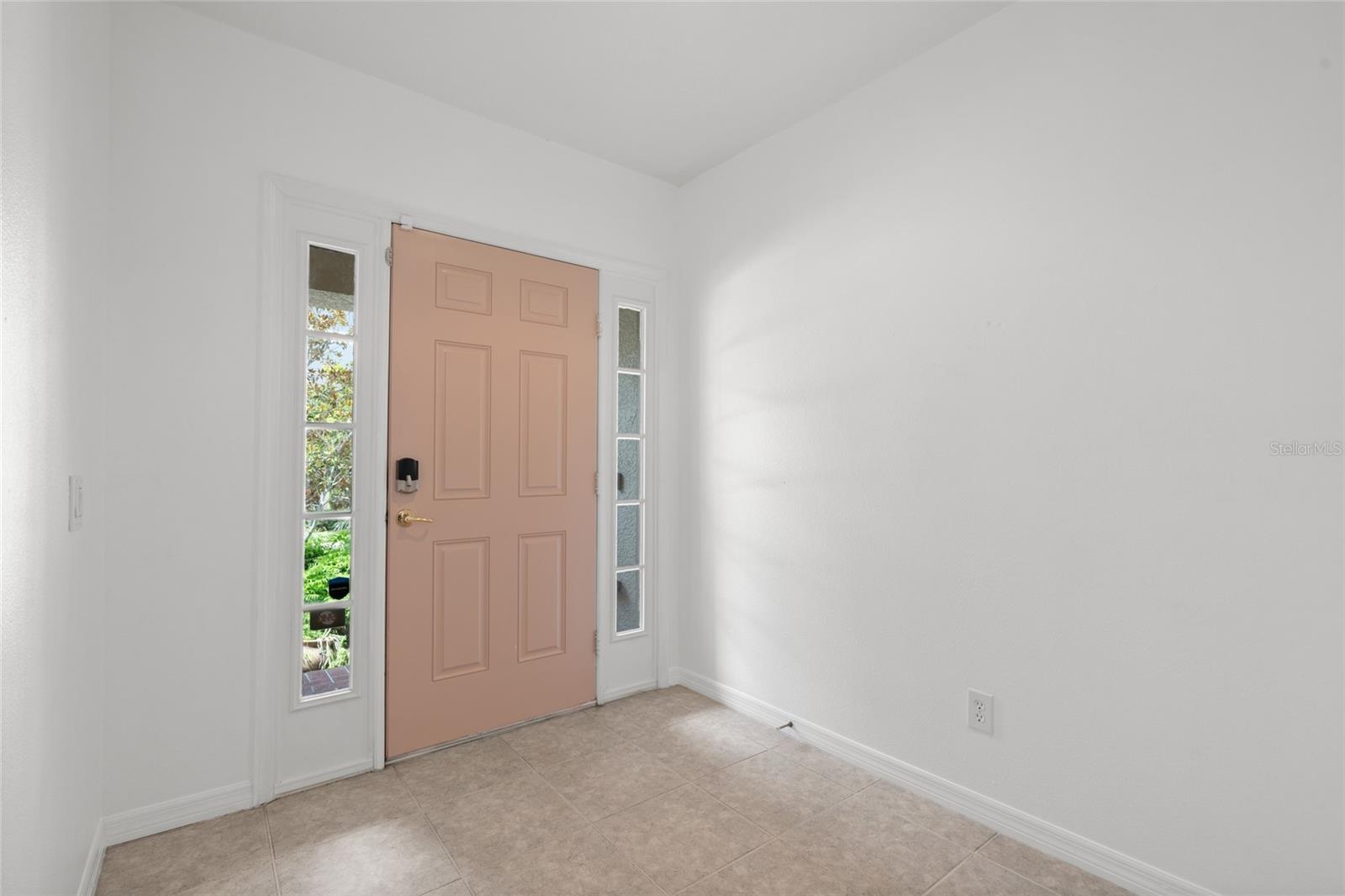 Image 18 of 45 For 1190 Venetian Harbor Drive Ne