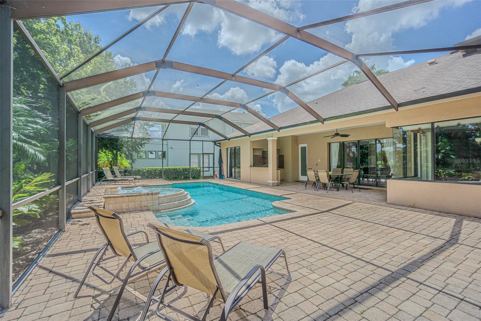 Listing photo id 32 for 20411 Lace Cascade Road