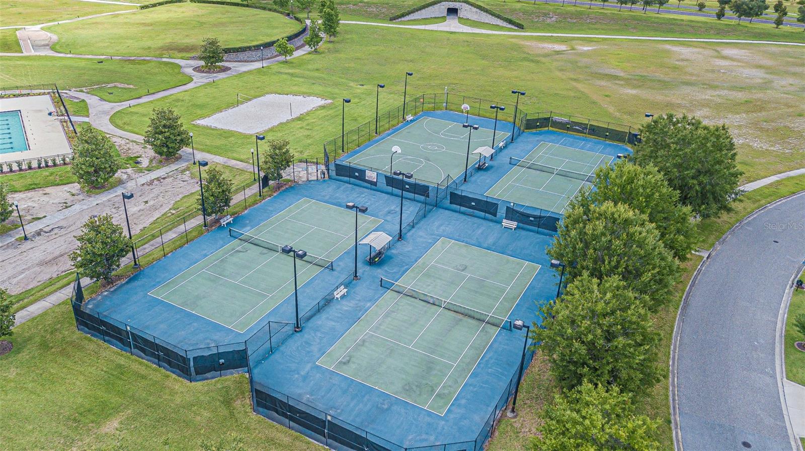 Listing photo id 41 for 20411 Lace Cascade Road