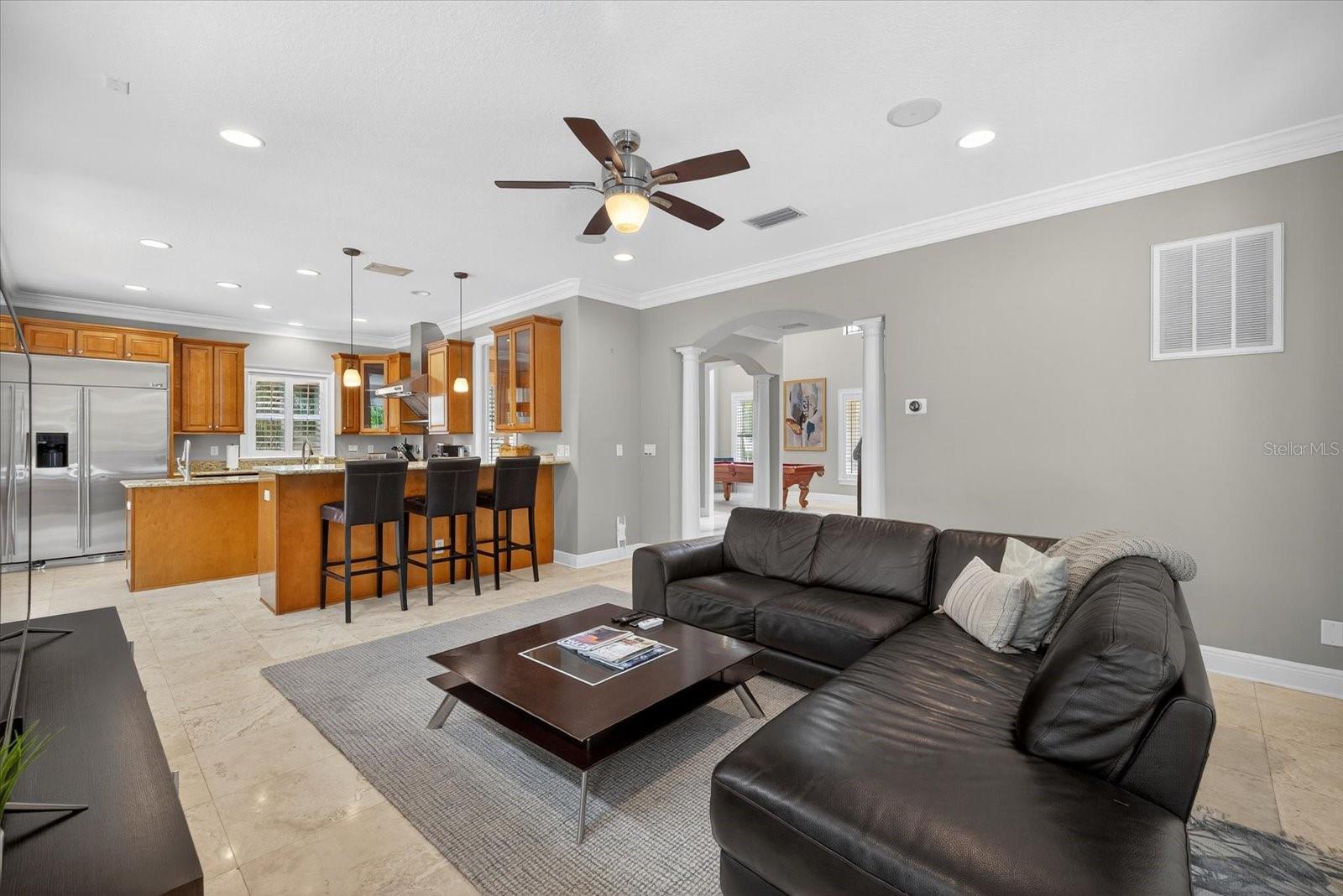 Image 19 of 76 For 3904 Santiago Street