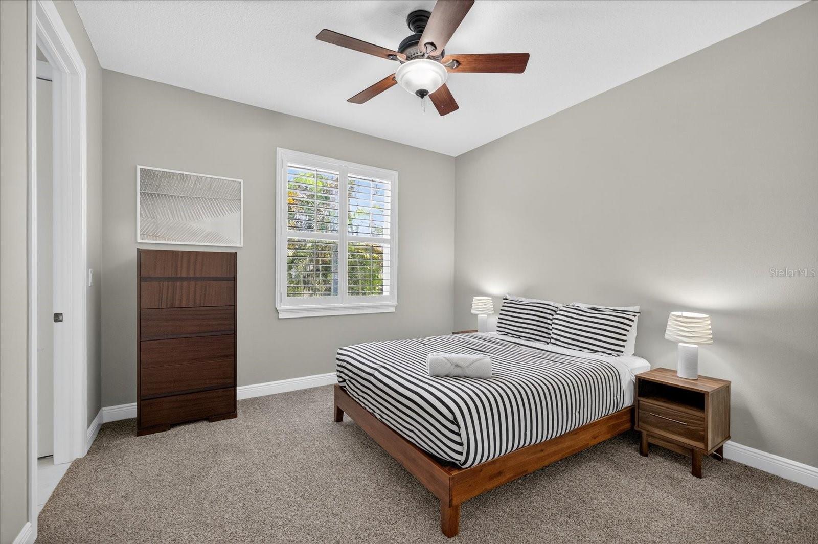 Image 36 of 76 For 3904 Santiago Street