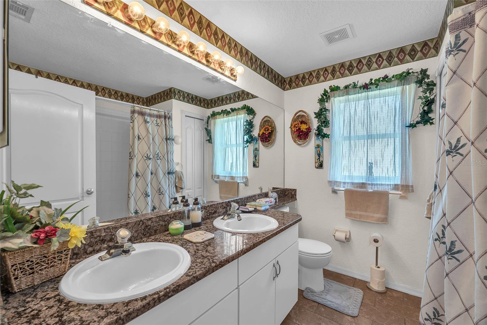Image 20 of 31 For 327 Country Vineyard Drive