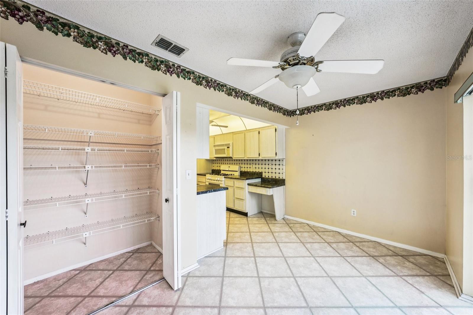 Image 19 of 47 For 5980 80th Street N 410