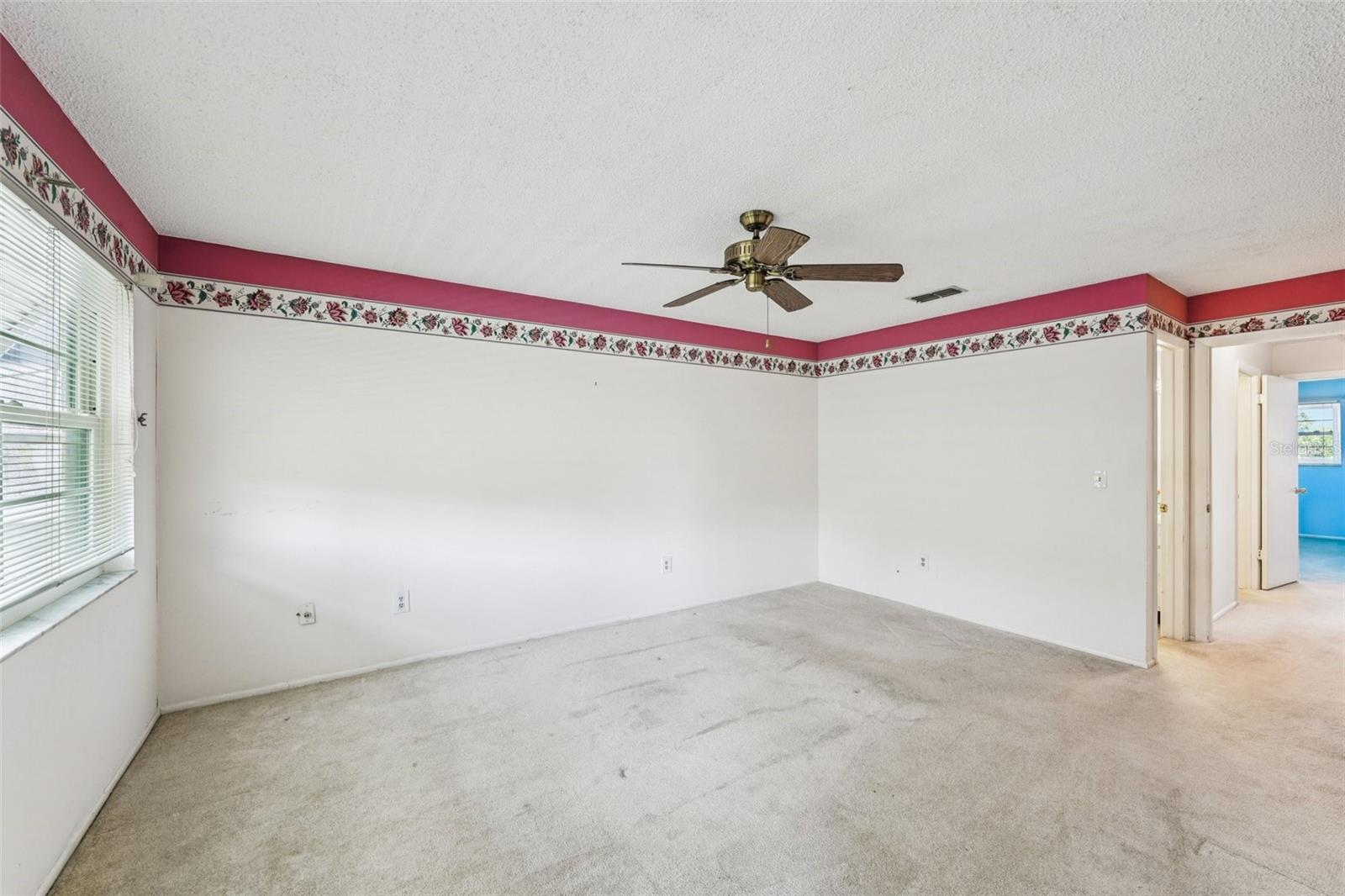 Image 22 of 47 For 5980 80th Street N 410