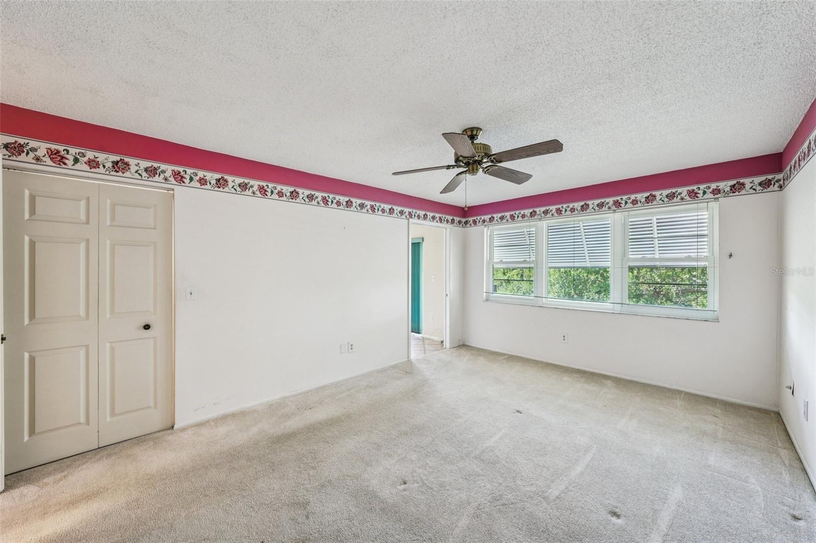 Image 23 of 47 For 5980 80th Street N 410