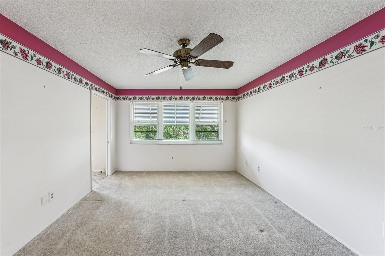 Image 24 of 47 For 5980 80th Street N 410