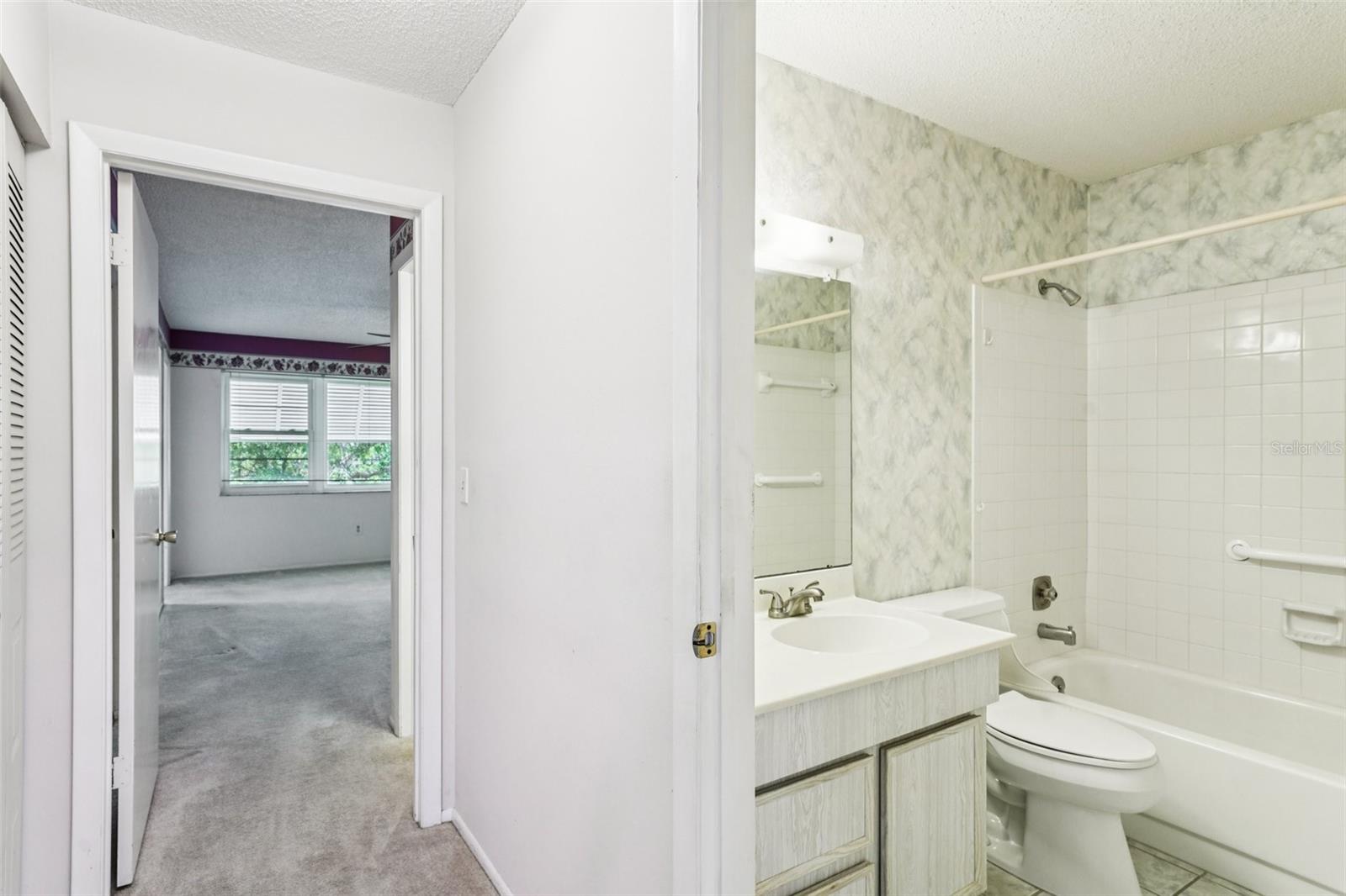 Image 30 of 47 For 5980 80th Street N 410
