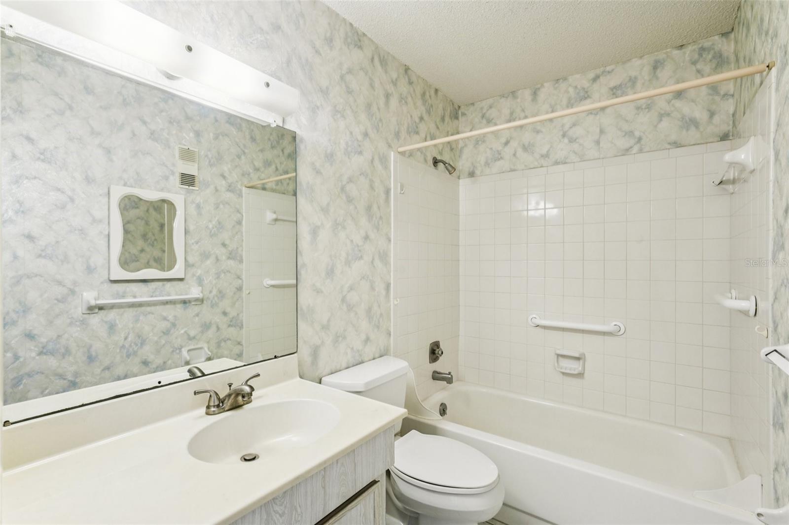 Image 31 of 47 For 5980 80th Street N 410