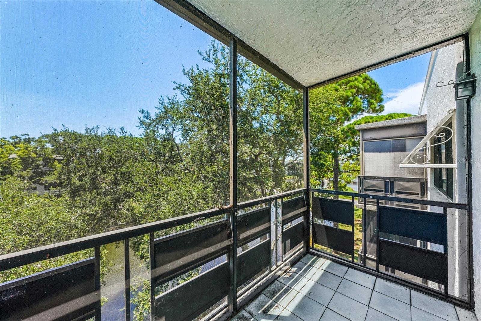 Image 36 of 47 For 5980 80th Street N 410