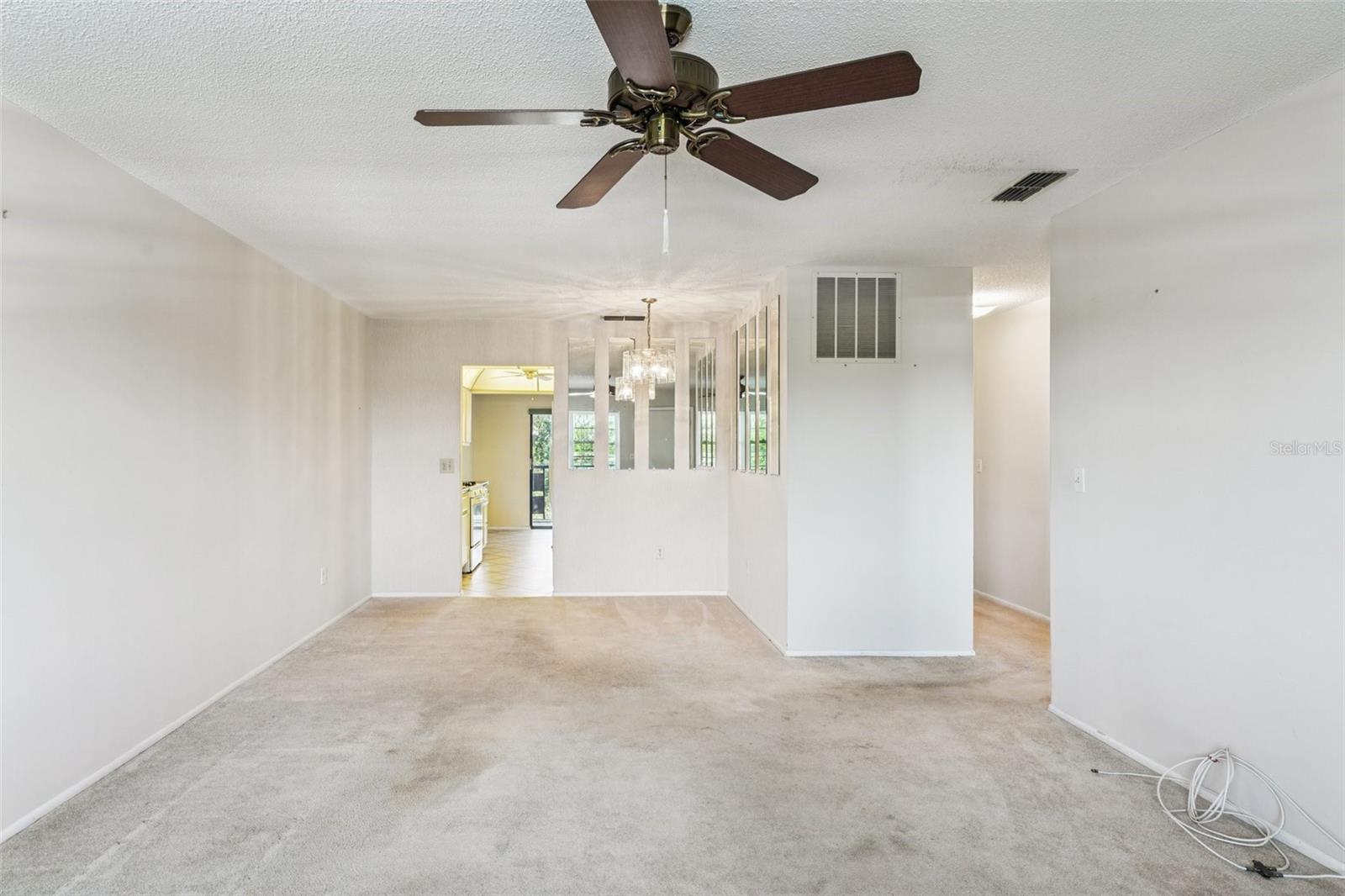 Image 9 of 47 For 5980 80th Street N 410